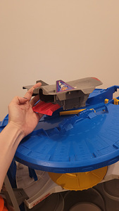 Hot wheels garage (4 foto / 7)