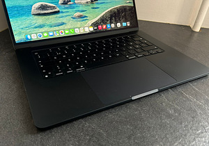 MacBook Air 15” M3 (2024) (3 foto / 5)