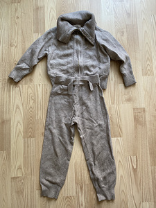Zara viscose kostüüm 116 suurus (2 foto / 5)