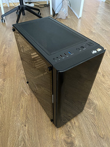 Arvuti kast/korpus (1 foto / 5)