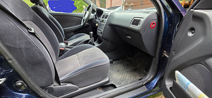 Toyota Avensis 1.6 , 81 kW, 2003 (8 foto / 14)