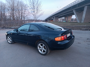 Toyota Celica 1.8 1996 (3 foto / 12)