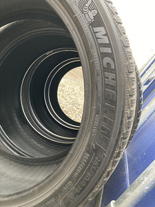 265/40 R19 Michelin (4 foto / 7)