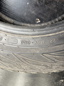 Nokian WR SUV3 215/65 R17 (9 foto / 9)