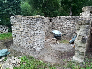 Занимаюсь работами с известняком и минеральным камнем. (7 фото из 10)