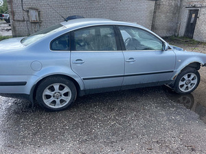 Литые диски для Passat (4 фото из 5)