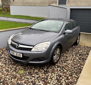 Opel Astra H GTC (1 foto / 5)