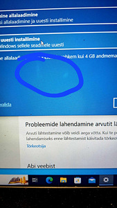 Asus G512LI (2 foto / 5)