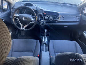 Autorent Honda Insight Hybrid+LPG wolt boltfood (2 foto / 2)