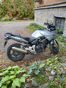 HONDA CBF600 (5 foto / 7)