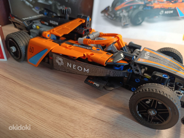 LEGO Technic NEOM McLaren Формула