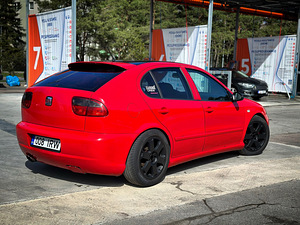 Seat Leon 1.9 tdi 2000 (5 foto / 11)
