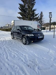 Volkswagen touareg (1 foto / 12)
