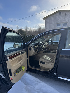 Volkswagen touareg (5 foto / 12)