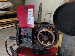 Vesijahutusega keevitusseade Lincoln Powertec 500S (2 foto / 10)