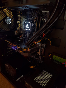 6600K @ 4.6ghz / 1070 ti 8gb / 16gb RAM / AIO / OC / WIN 10 (4 foto / 10)