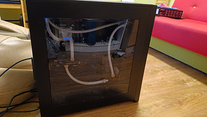 I7 5.0ghz / GTX 1080ti 11gb / 2x360mm Water Custom Loop / OC (2 foto / 10)