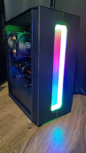 I7 @ 4.5ghz / 32gb RAM / RX 6650 XT / M.2 / WIFI / Windows (6 foto / 6)