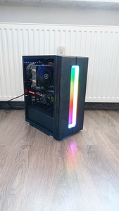 I7 @ 4.5ghz / 32gb RAM / RX 5700XT / M.2 / WIFI / Windows (1 foto / 7)