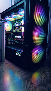 Ryzen 7800x3d / RTX 4070ti / 32GB RAM / AIO / ARGB / WINDOWS (4 foto / 7)