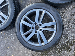 5x130 Audi originaalveljed uute suverehvidega (2 foto / 6)