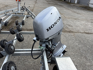 Honda 50hp 4-stroke (3 foto / 10)