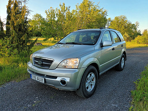 Kia Sorento (1 foto / 7)