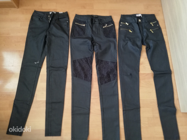 Черные брюки под кожу (стрейч 36,/Ся 34/XS (фото #1)