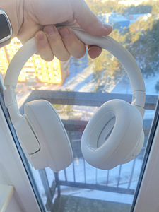 JBL 750 BTNC kõrvaklapid (4 foto / 5)