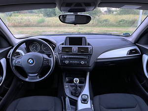 BMW 116i 100kW (9 foto / 10)