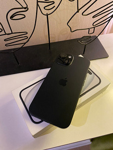 iPhone (2 foto / 4)