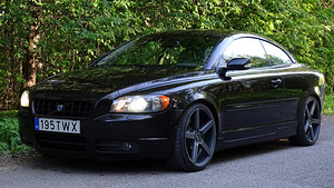 Volvo C70 Summum 2.4 132kW (1 foto / 9)
