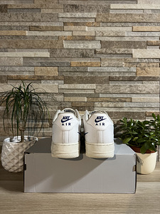 Nike Air Force 1 (4 фото из 5)