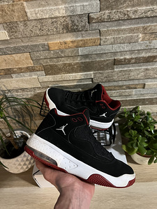 Air Jordan Max Aura 2 (2 foto / 4)