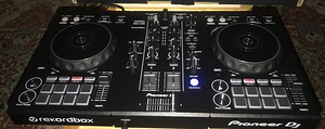 Kontroller Pioneer DDJ-400 (1 foto / 3)