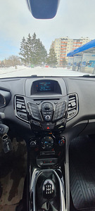 Ford Fiesta 1.0 Titanium (10 foto / 15)