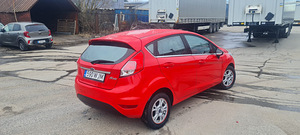 Ford Fiesta 1.0 Titanium (2 foto / 15)