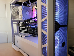 Mänguriarvuti Ryzen 5 2600 |GTX 1070 | M.2 SSD |16GB RAM (2 foto / 7)