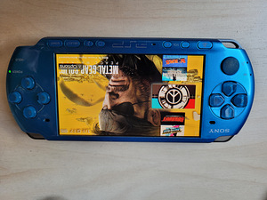 Sony PSP 3004 + laadija + usb + 8gb memory card + mängud (4 foto / 4)