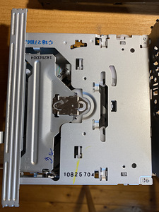 Autoraadio Sony CDX-GT550UI (4 foto / 10)