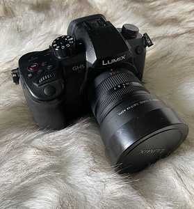 Panasonic Lumix GH5S body (2 foto / 5)