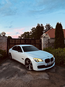 BMW F01 M-pakett 740d 3.0d 225kw 2012a (1 foto / 14)