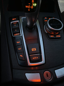 BMW F01 M-pakett 740d 3.0d 225kw 2012a (9 foto / 14)