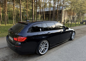 BMW 530d 180kw M-pakett (14 foto / 14)