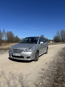 Suzuki Liana , Reg maksutud (1 foto / 8)