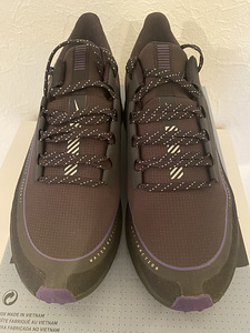 Кроссовки Nike (3 фото из 7)