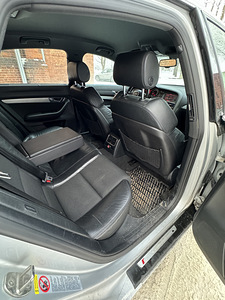 Audi A6 S-line 3.0TDI (7 foto / 7)