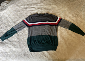 Tommy Hilfiger pusa (3 foto / 4)