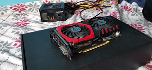 Видеокарта msi 1050ti (2 фото из 2)
