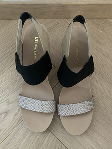 Vähekantud United Nude naiste kingad, suurus 40 (3 foto / 3)